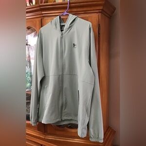 Under Armour Vibe Woven Hooded Windbreaker Jacket